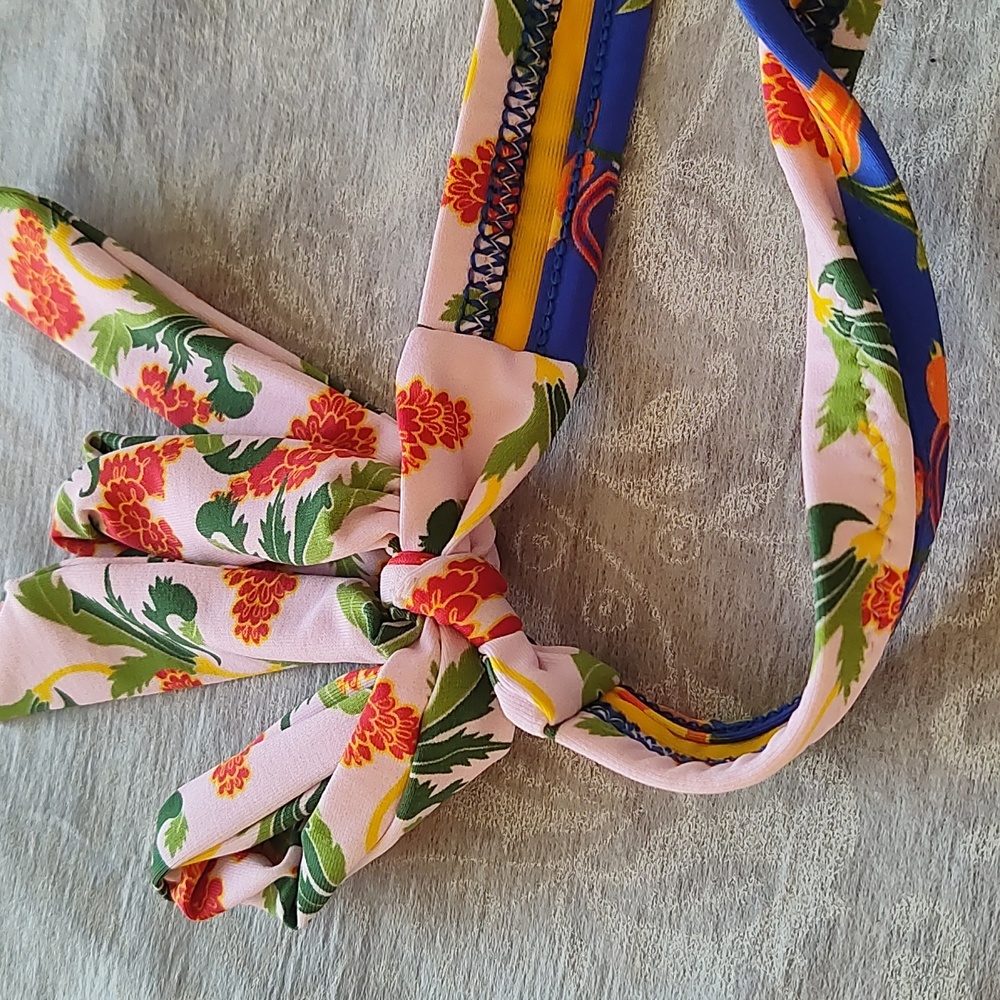 Paolita Bikini Set Size Large - Picture 6 of 9